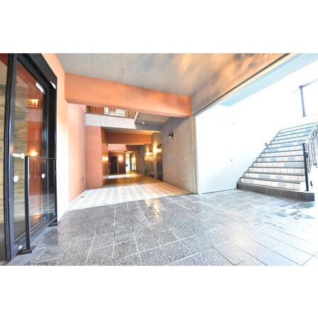 CRESCENT COURTの物件内観写真